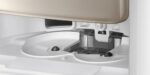 MOVA V50 Ultra Complete blanc : détail du plateau de lavage de la station.